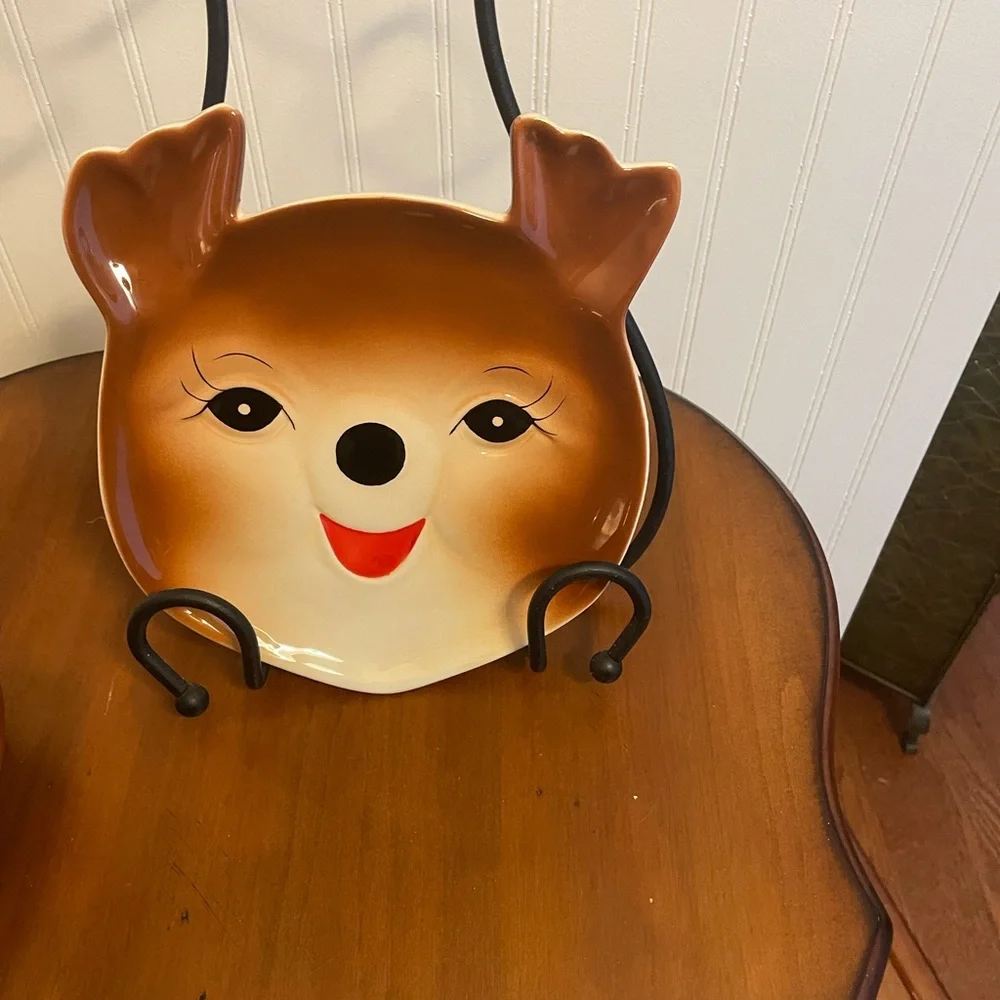 Cheeky Reindeer‎ Retro style Plate & Mug